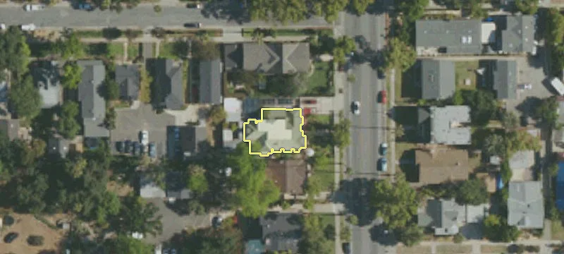 1131 Los Robles Ave