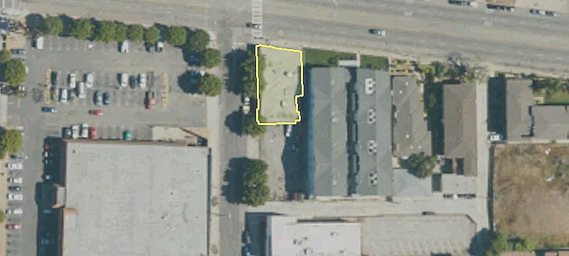 933 Centinela Ave