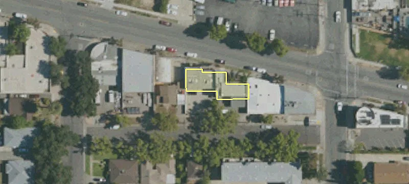 2100 Walnut St