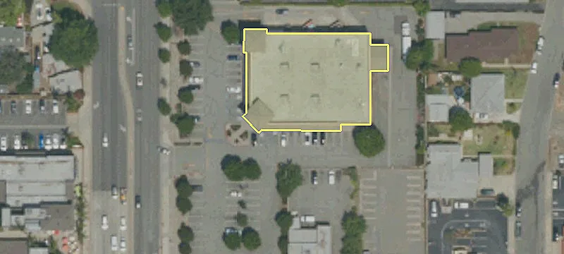 550 Grand Ave
