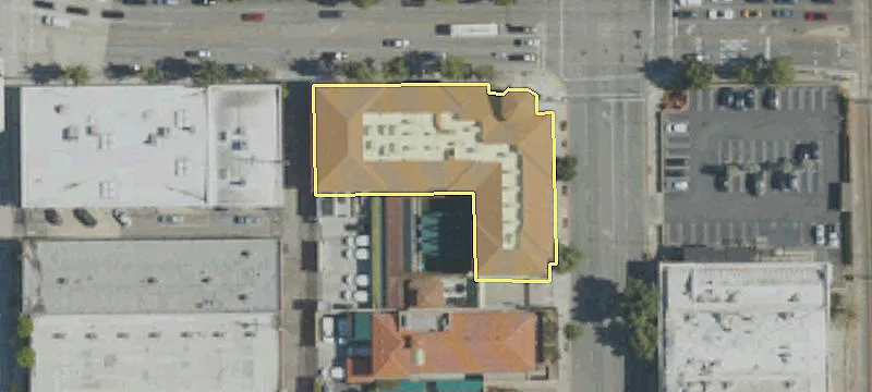 76 Del Mar Blvd