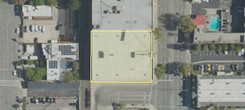 411 Arroyo Pkwy
