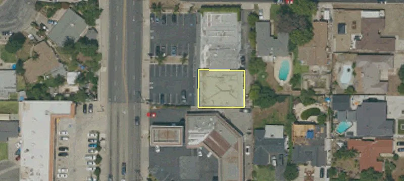 484 Citrus Ave