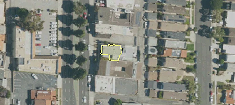 24250 Hawthorne Blvd