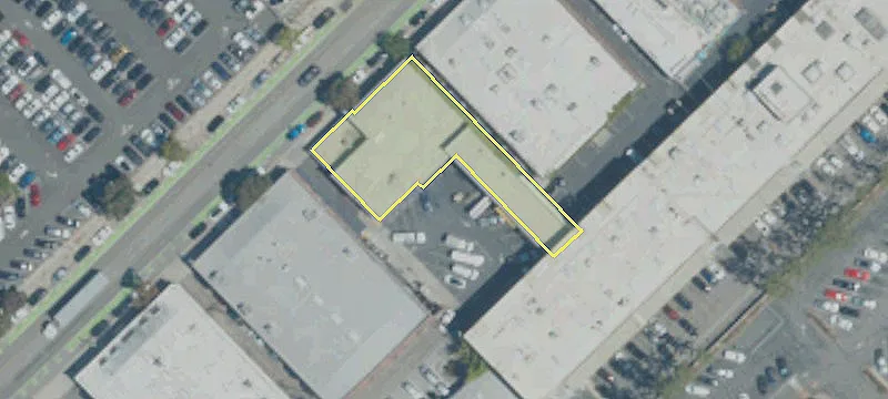 2218 Broadway