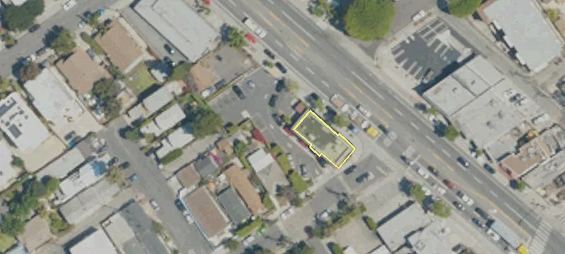 3020 Lincoln Blvd