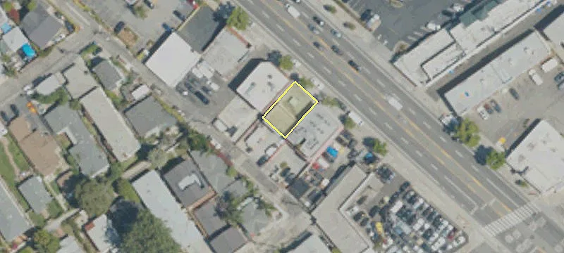 2636 Lincoln Blvd