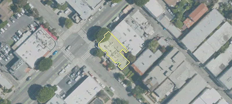 1002 Montana Ave