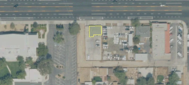 868 Ave J J