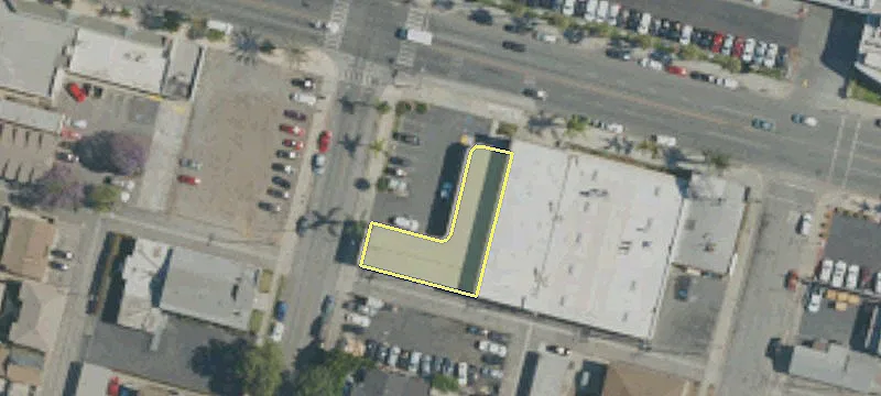 321 Whittier Blvd