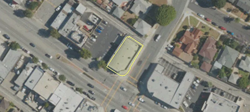 3500 Beverly Blvd