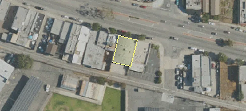 3305 Beverly Blvd