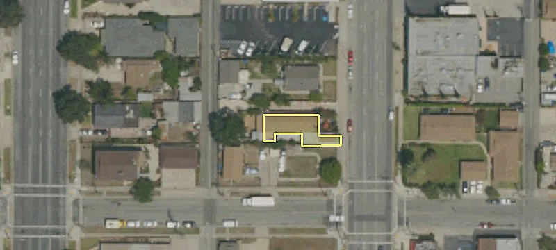 305 Azusa Ave
