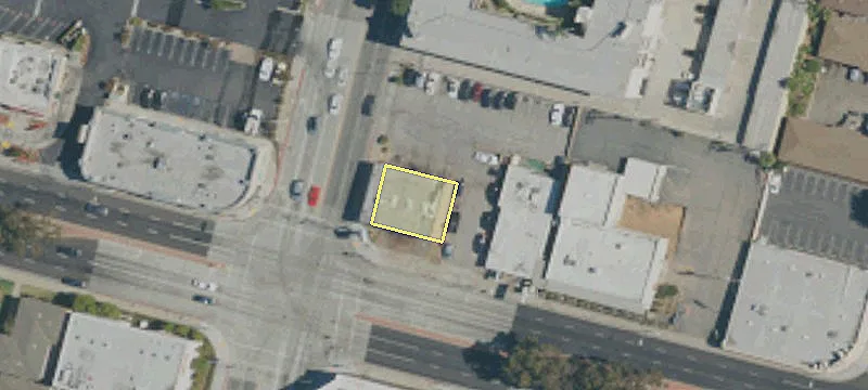 2130 Beverly Blvd