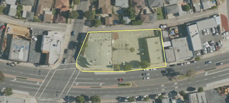 2524 Beverly Blvd