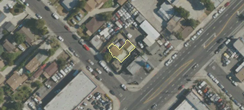 2449 Durfee Ave