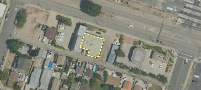 2048 Arrow Hwy