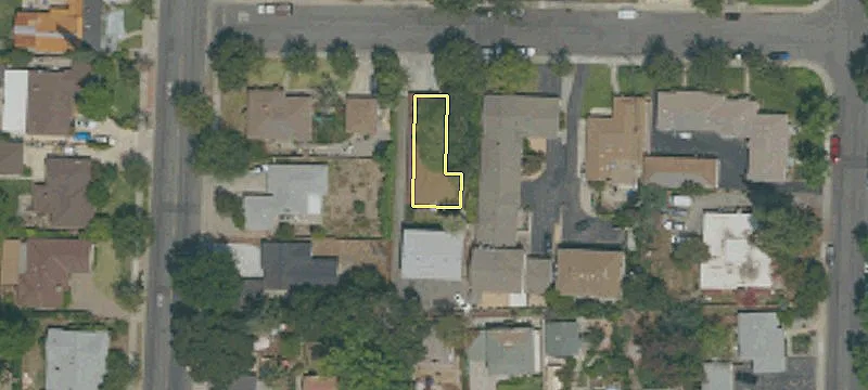 784 Baylor Ave
