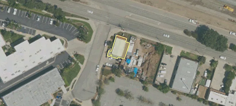1712 Arrow Hwy
