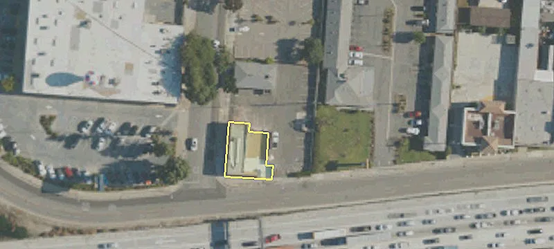 1647 Garvey N Ave
