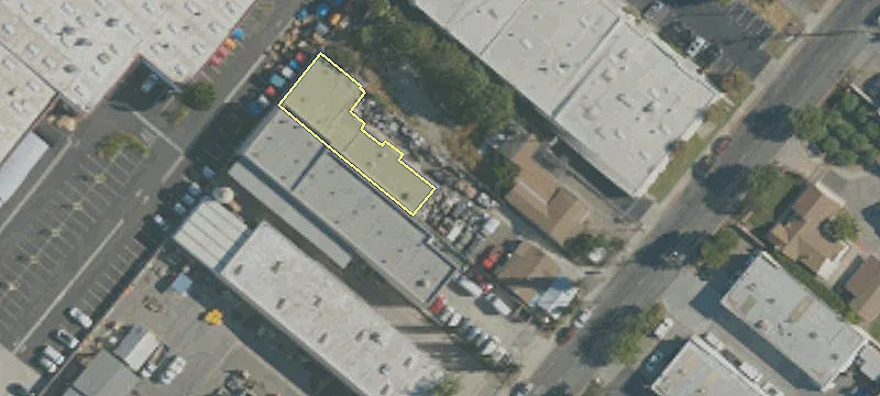 225 9th Ave