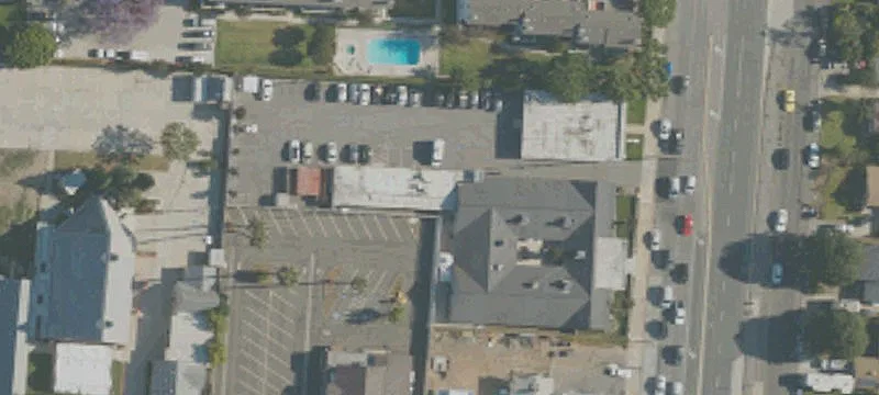919 Sunset Ave