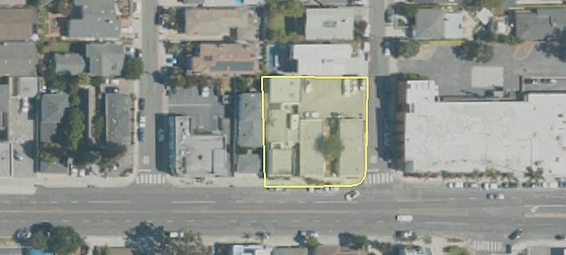 939 Manhattan Bch Blvd