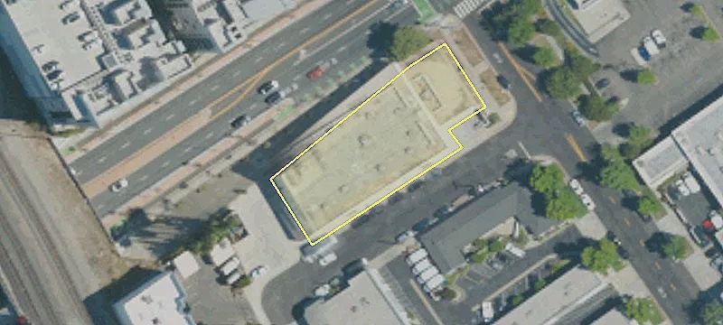 440 Los Feliz Rd