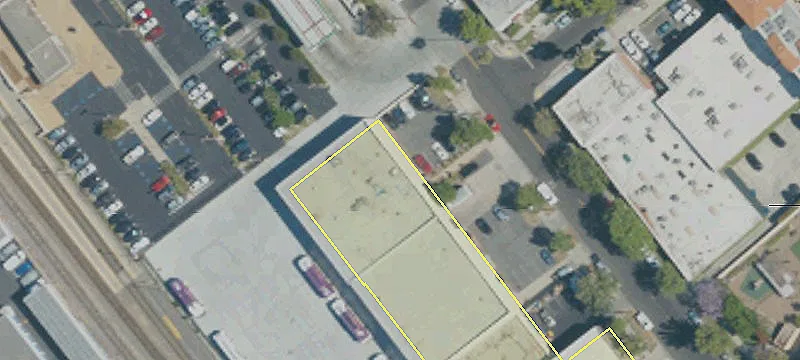 1725 Gardena Ave