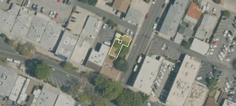 2401 Honolulu Ave