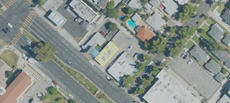 2037 Glenoaks Blvd