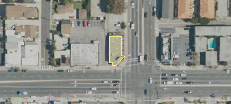 2709 Artesia Blvd