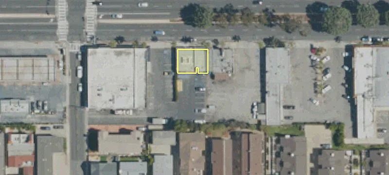 2206 Artesia Blvd