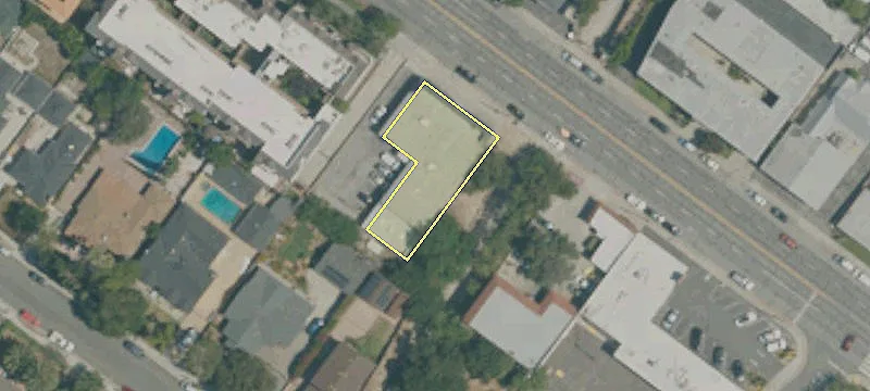 2678 Honolulu Ave
