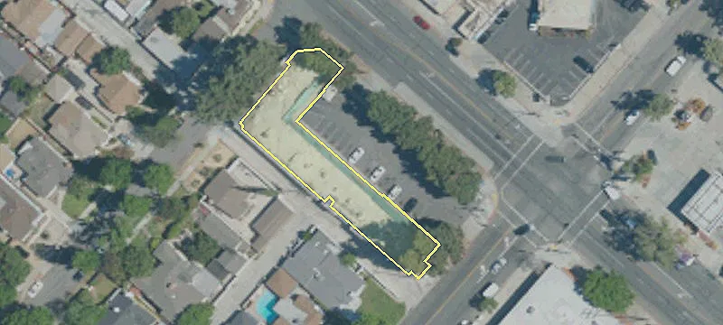 1700 Victory Blvd