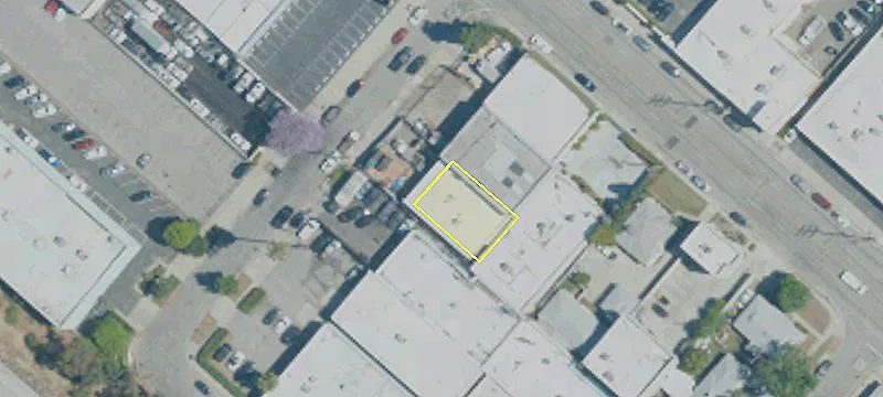 632 Irving Ave