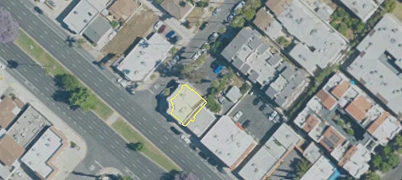 1925 Glenoaks Blvd