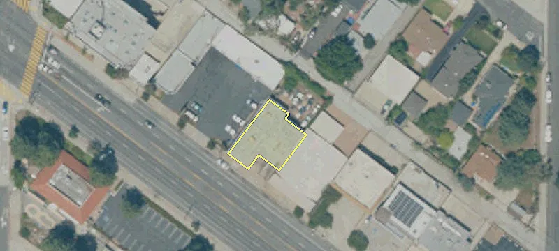 3943 Foothill Blvd