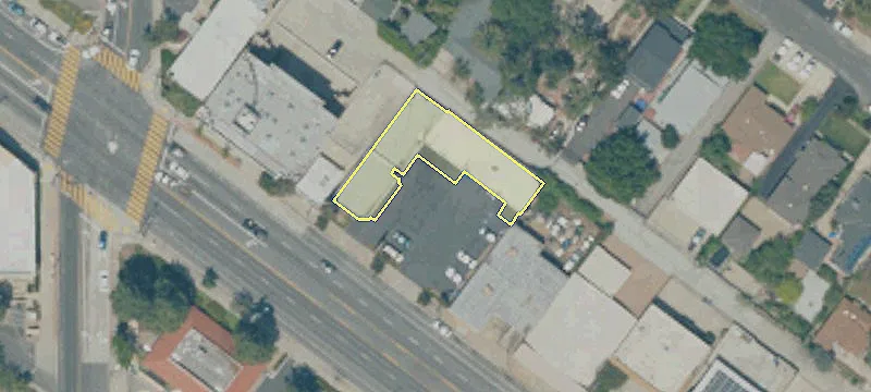 3949 Foothill Blvd