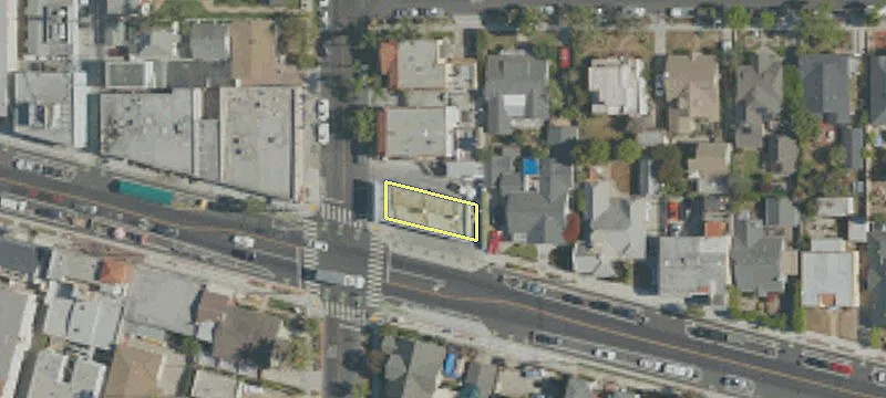 2801 Broadway