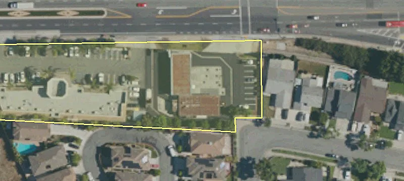11160 Del Amo Blvd