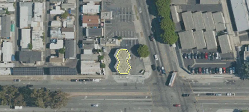 6605 Long Bch Blvd