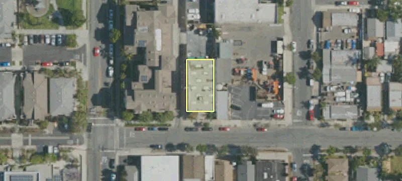 1005 Burnett St