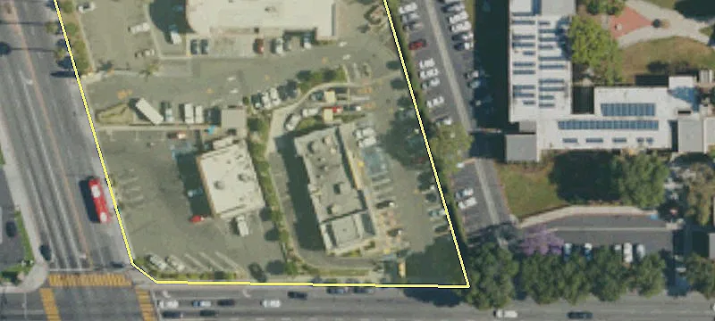 5020 Long Bch Blvd