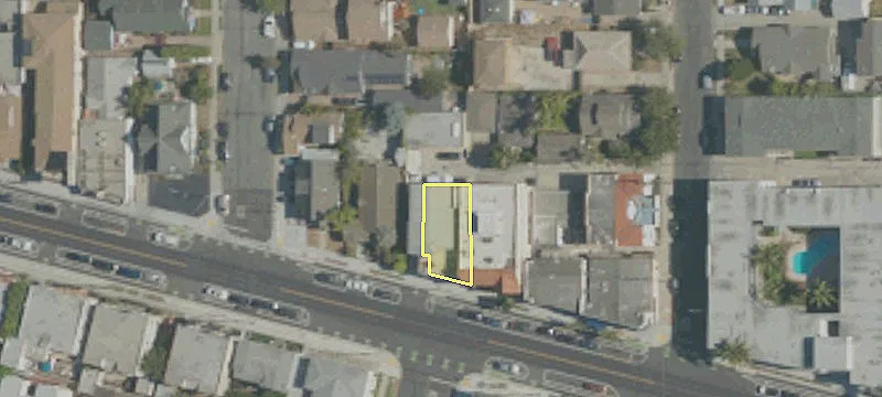 2523 Broadway