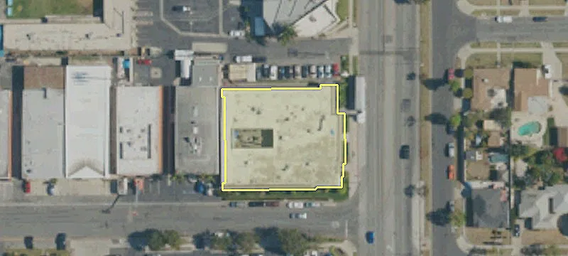 5901 Downey Ave
