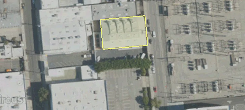 615 Santa Fe Ave