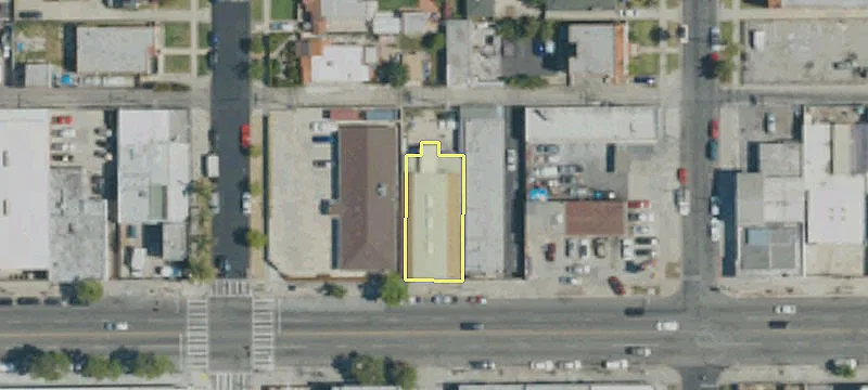 3217 Jefferson Blvd