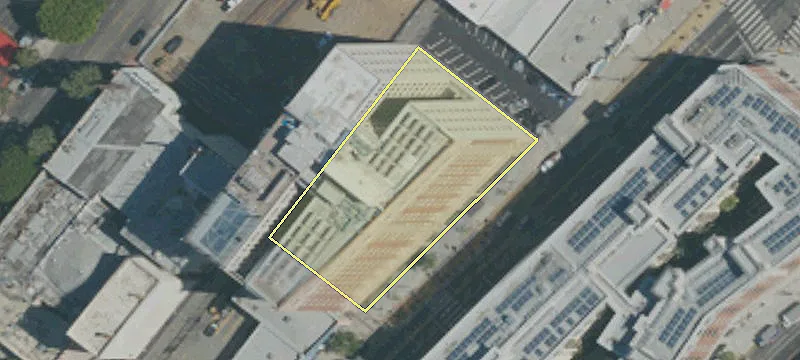 1023 Broadway