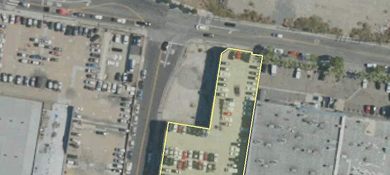 706 Commercial St